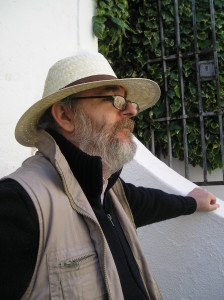 Juan Leyva Palma en el año 2009, visitando el Museo Etnográfico "González Santana" de Olivenza